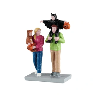 Lemax Neighborhood Trick-Or-Treaters | Tuincentrum De Boet